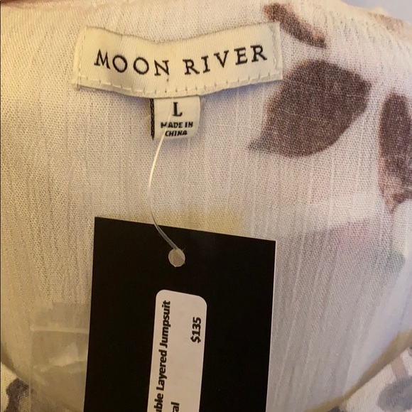 Brand new floral wide leg jumpsuit - Picture 3 of 4